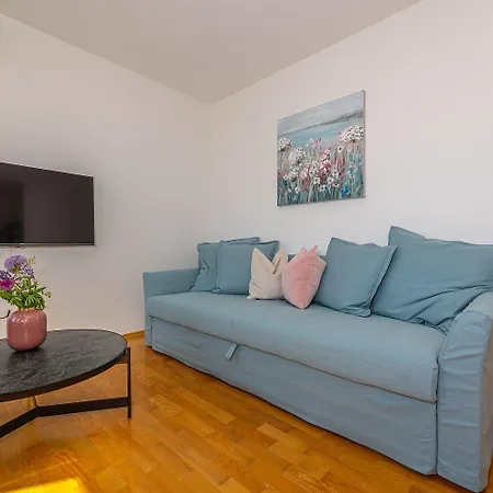 Mediterranes Mit Meerblick, Privatpool, Bbq, Garage, Waschmaschine Apartmán